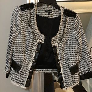 Cute Bebe jacket in excellent condition